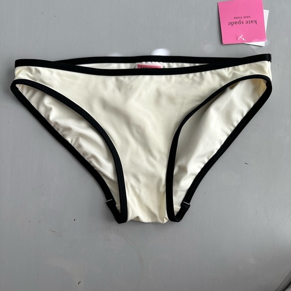 NWT Kate Spade Bikini Bottom Ivory and Black XS - Picture 1 of 3